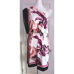 Moving sale! GUC London Style One Shoulder Lined Mini Dress Size 6 - Stretchy